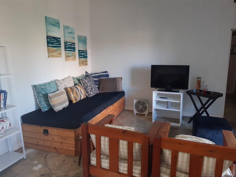 5 Bedroom Property for Sale in Paradise Beach Eastern Cape